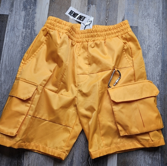 Renowned Nylon Carabiner Shorts Yellow Medium NEW with Tags - Picture 1 of 8